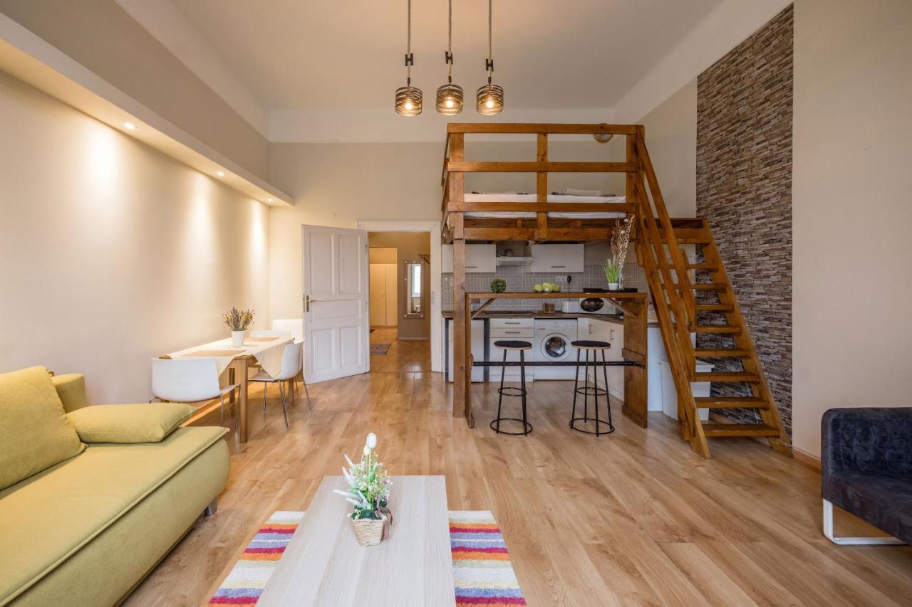 Andrassy 53 2bedroom Center Apartman